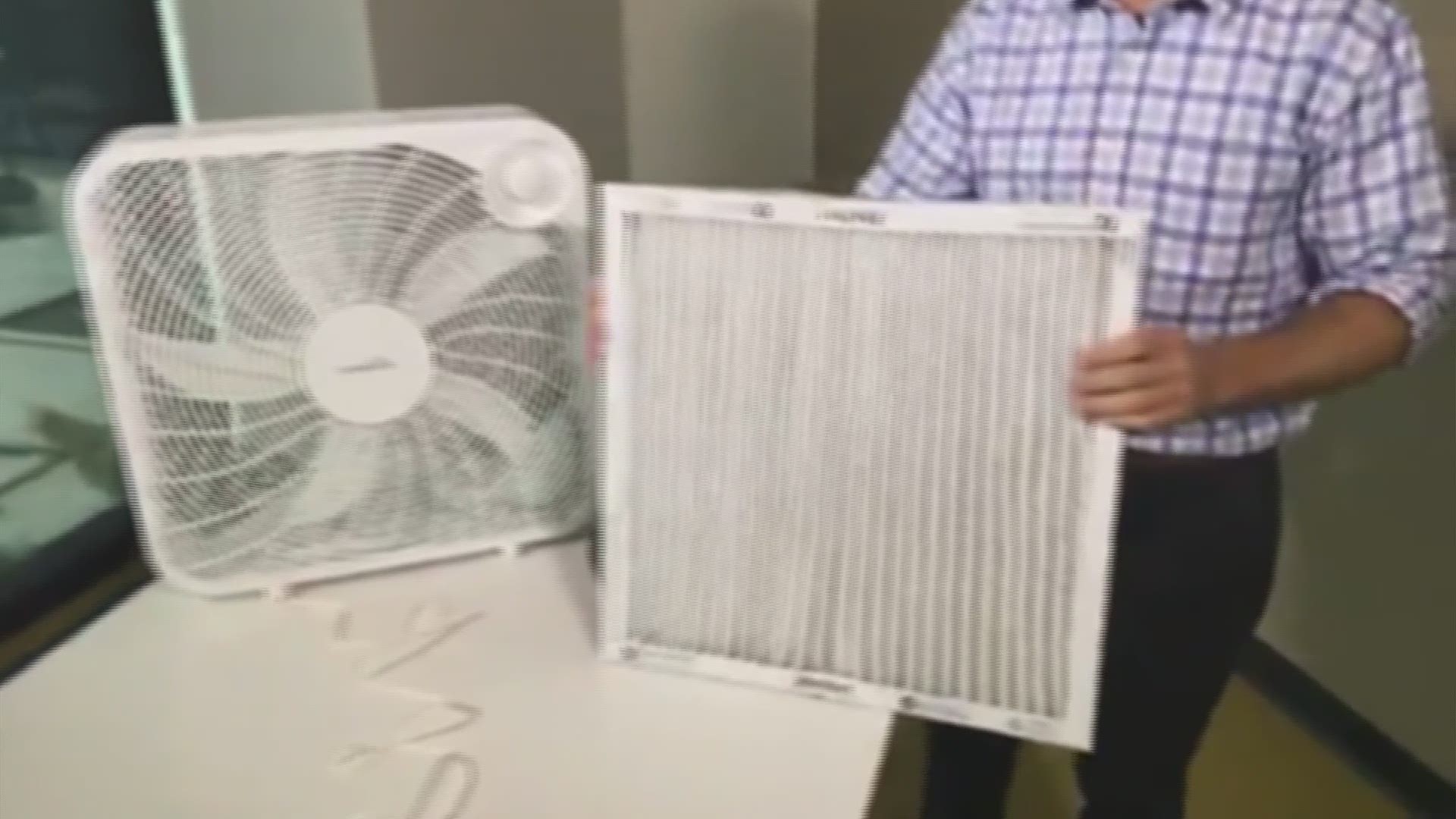 KING 5's Ted Land demonstrates how to make your own at-home air purifier: