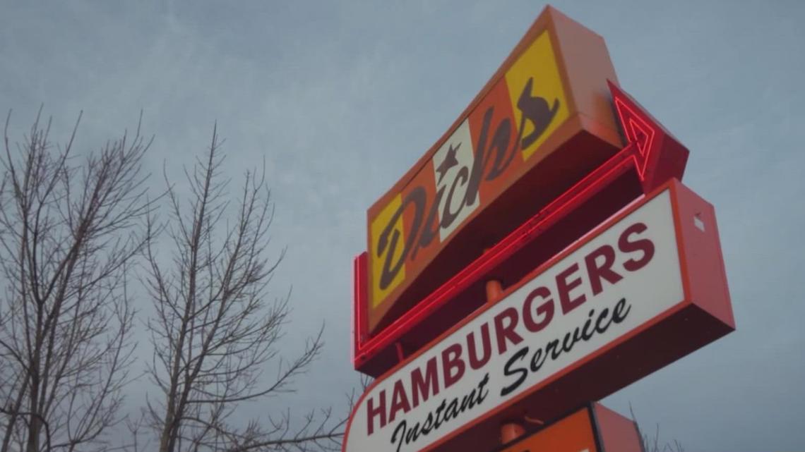 Dick's Drive-In opening near Paine Field in Everett - Vimarsana News