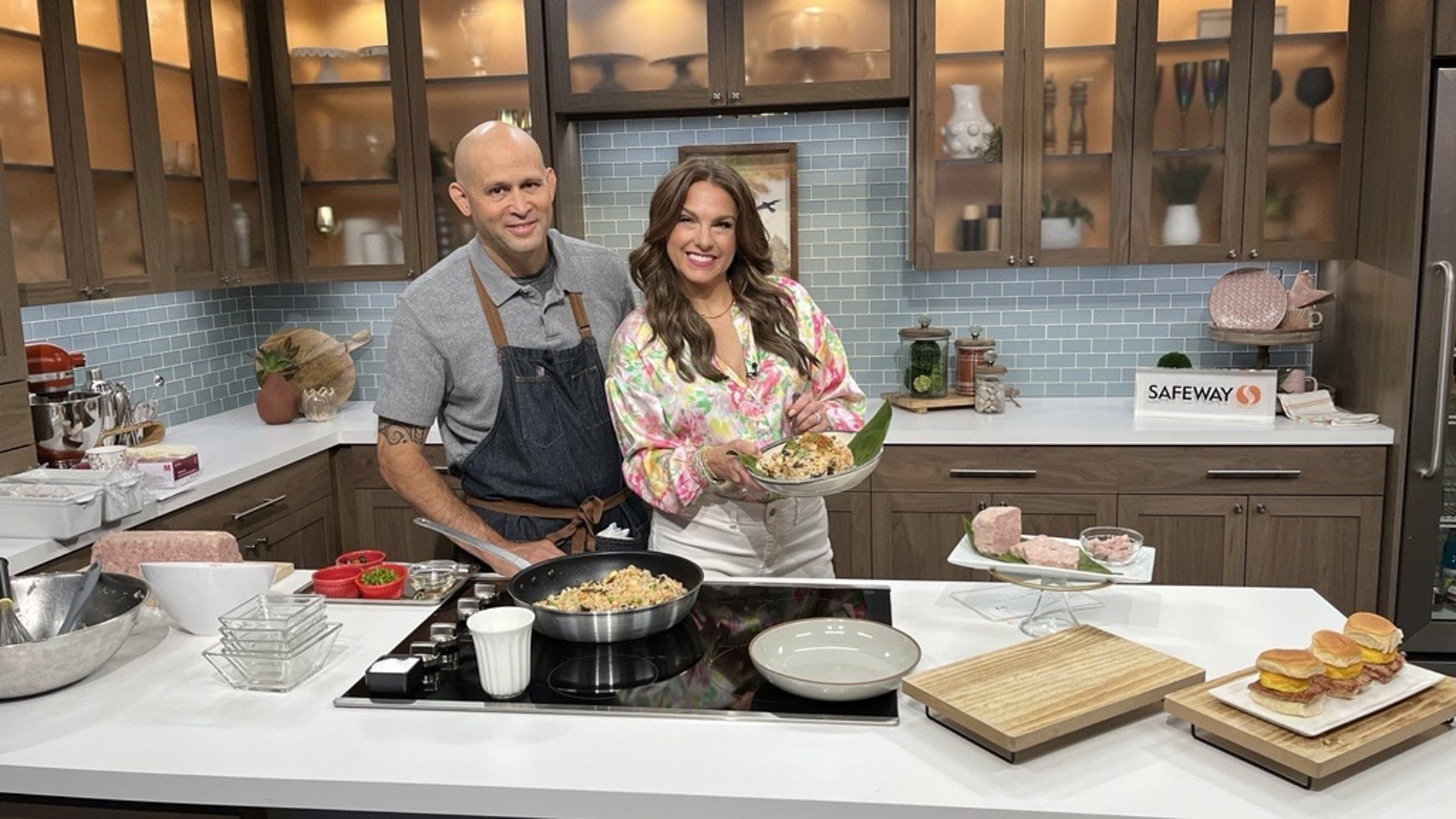 Chef Steven Ariel from W Seattle shows Amity how to make the Spam they pair with Kimchi fried rice and Spam, egg and cheese sliders. #newdaynw