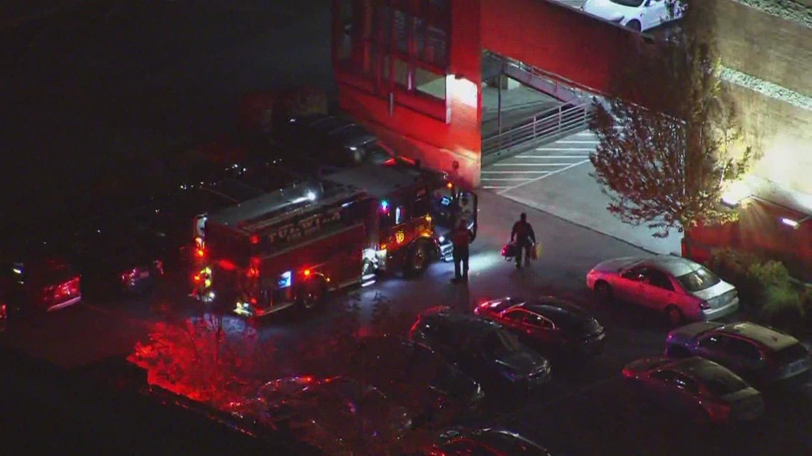 1 dead, 1 injured after shooting in Southcenter parking garage | king5.com