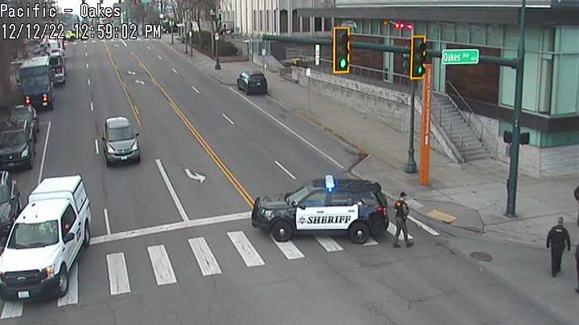 Snohomish County government campus in lockdown in Everett | king5.com