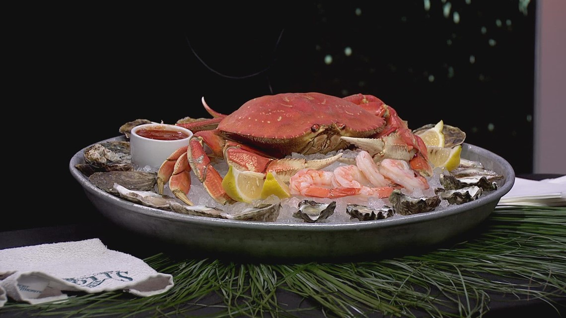 Celebrate Oyster New Year at Elliott's Oyster House | king5.com