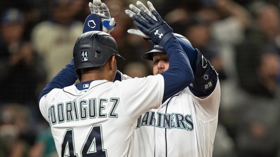 France has 5 hits, 5 RBIs as Mariners outslug Royals 13-7