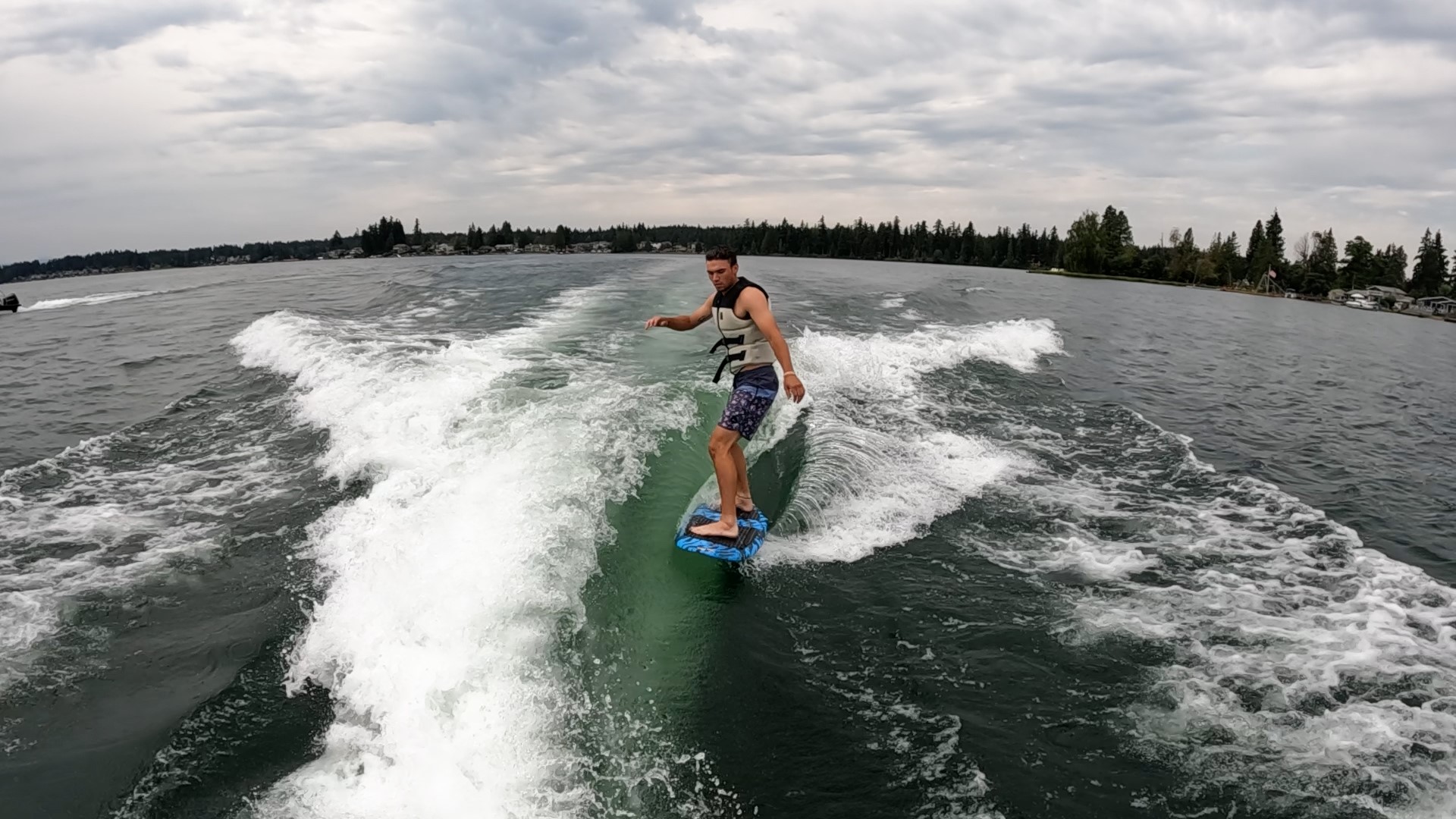 Wakesurfing near deals me