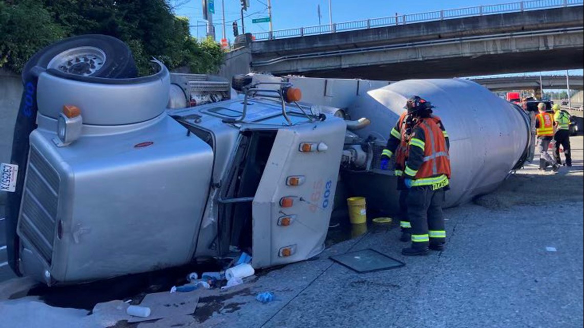 Cement truck crash caused gridlock on northbound I-5 in Seattle | king5.com