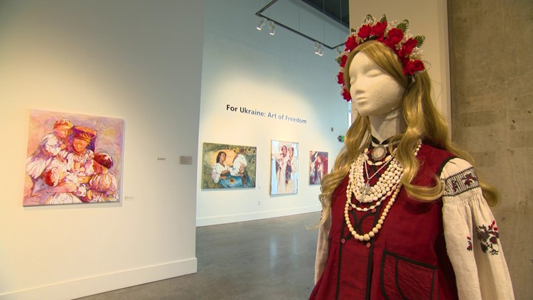 Exhibit in Everett showcases Ukrainian art