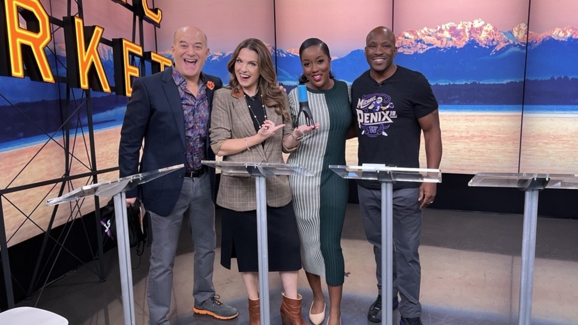 Steve Greenburg brings his game "What the heck is that?" to New Day where Amity, KING 5's Shante Sumpter and Terry Hollimon try to guess the use of various gadgets.