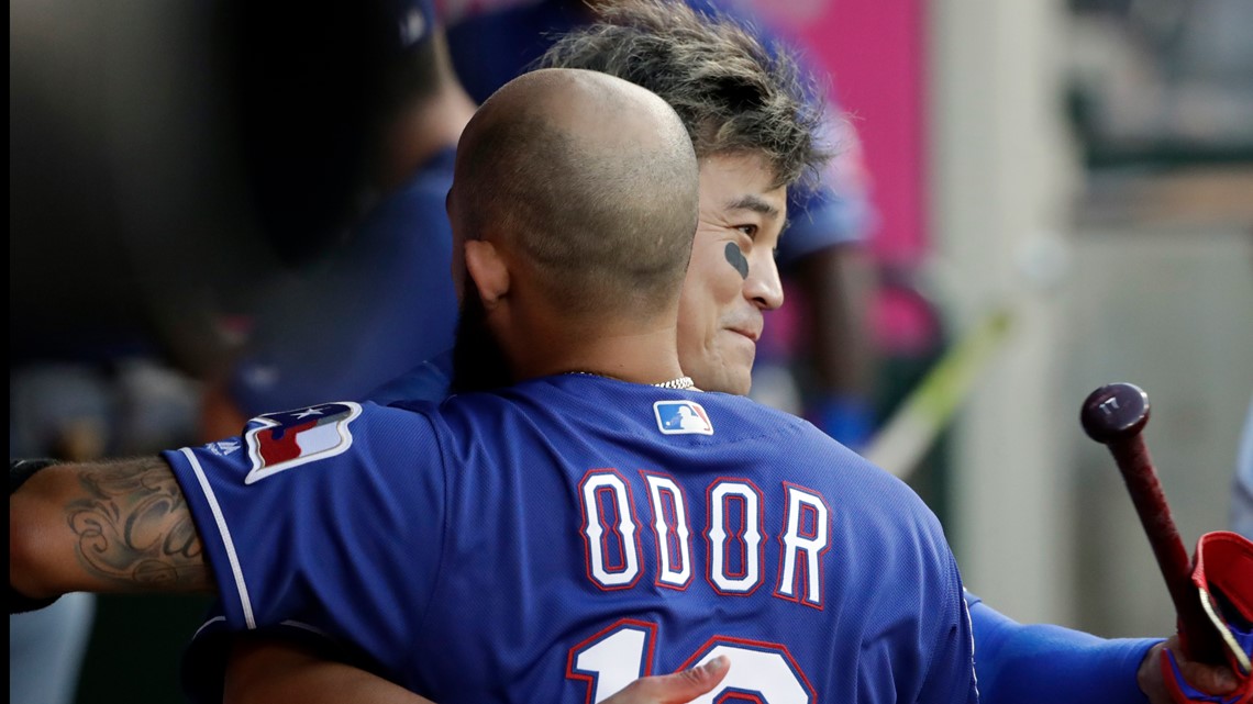 Odor snaps out of slump as Rangers beat Mariners 6-3