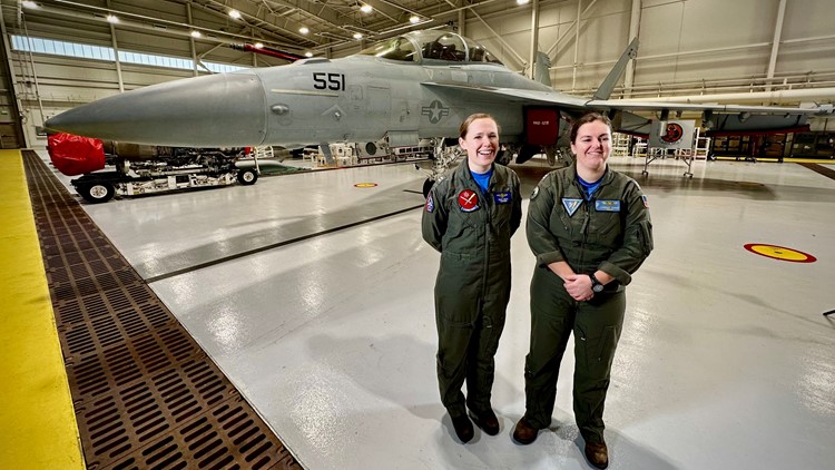2 Whidbey Island pilots to join first all-women Super Bowl flyover