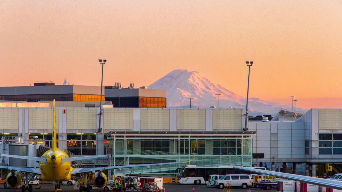 Labor coalition calls on Port of Seattle to require health care for SEA Airport contract workers