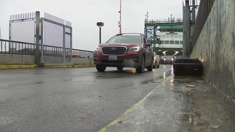 Passengers able to retrieve cars a day after ferry ran aground near Bainbridge Island