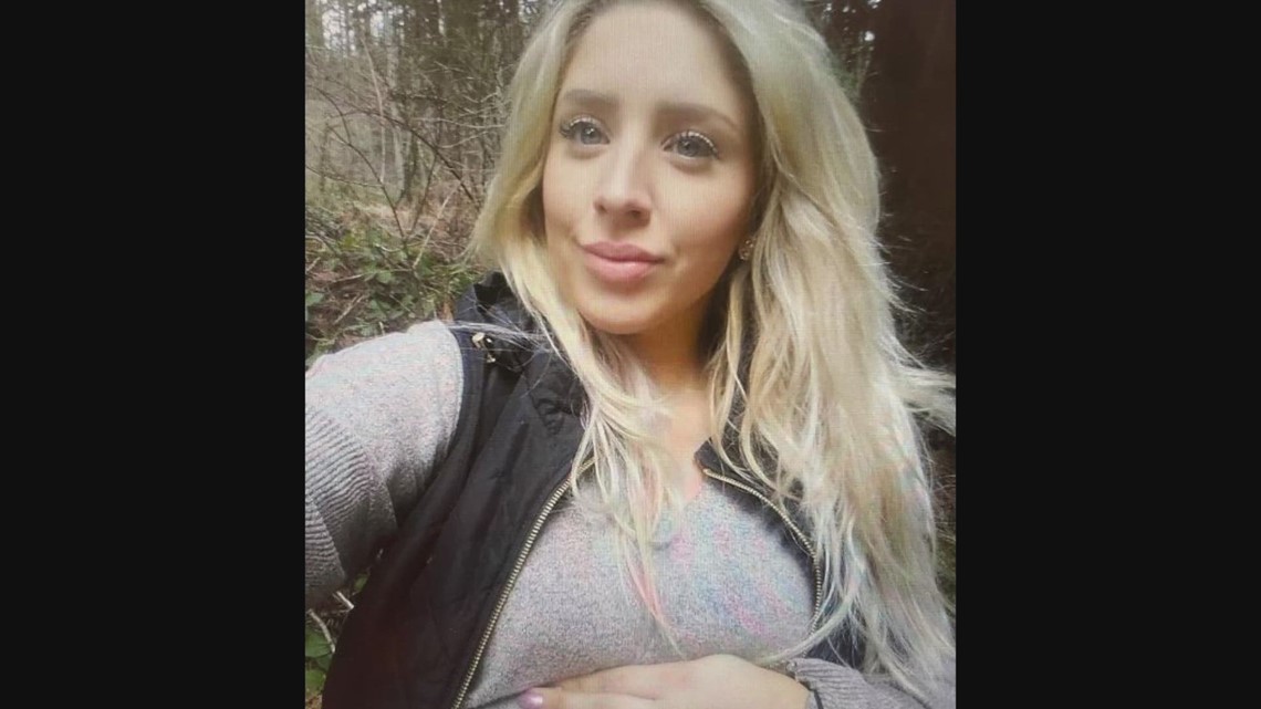 Police Looking For Missing Pregnant Woman