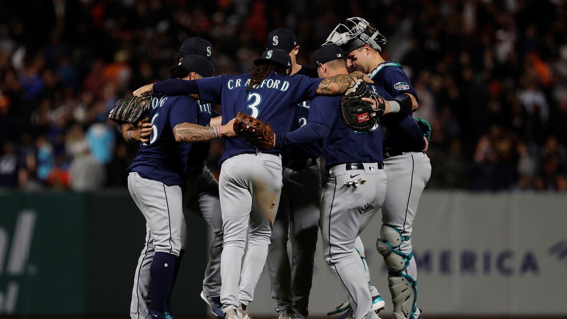 Mets acquire reliever Trevor Gott from Mariners, who also unload