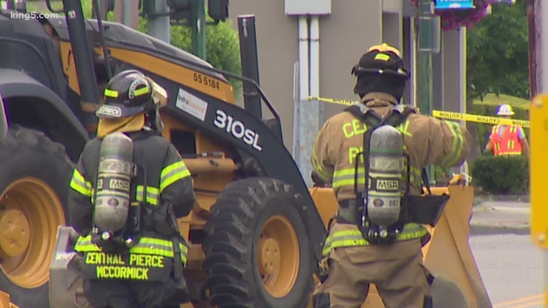 Several blocks of downtown Puyallup closed after a “major” natural gas leak Tuesday morning. Construction crews hit the gas line, causing the leak.