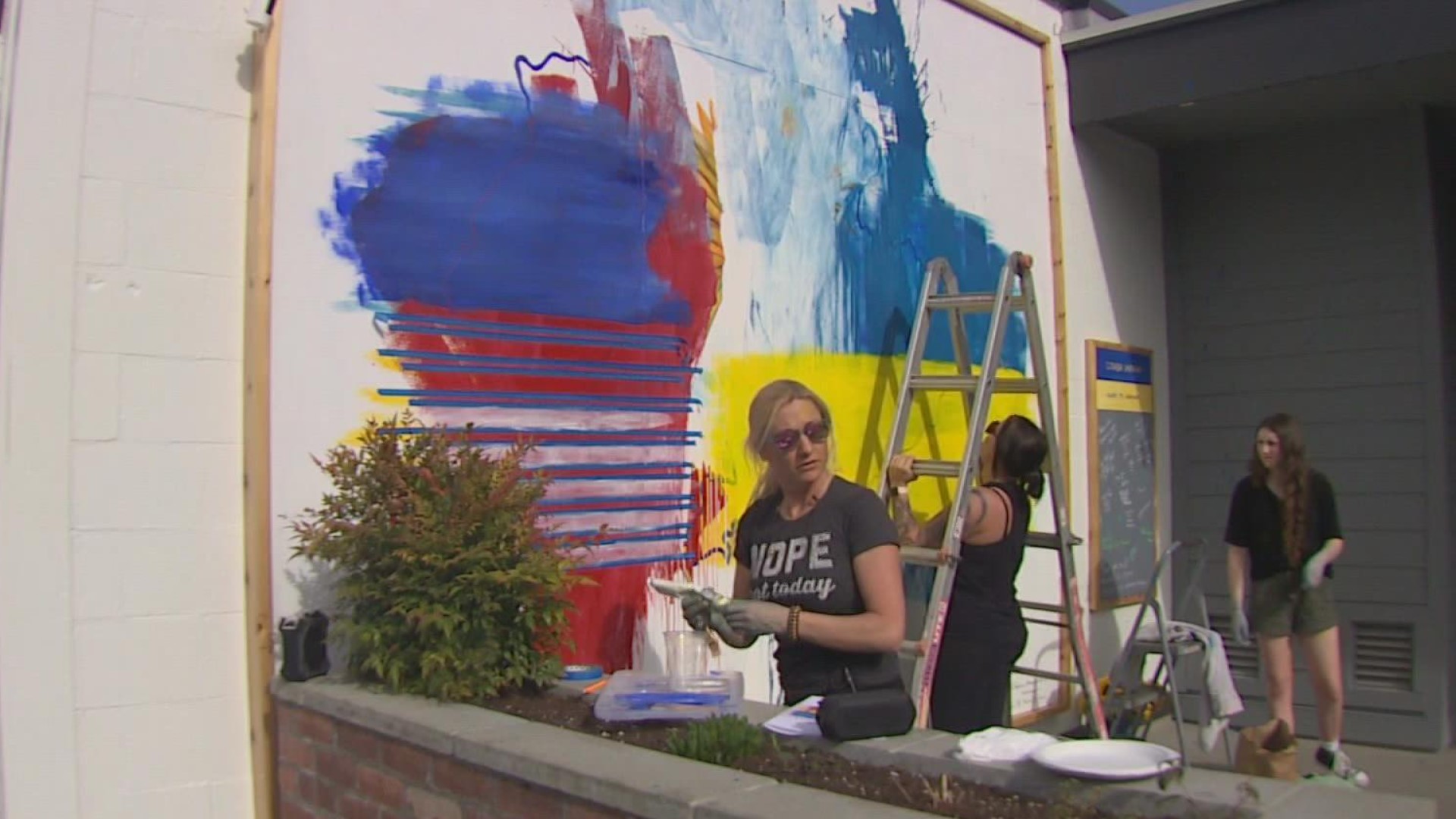 A Gig Harbor mural showing support for Ukraine amid the Russian invasion was vandalized overnight Wednesday.