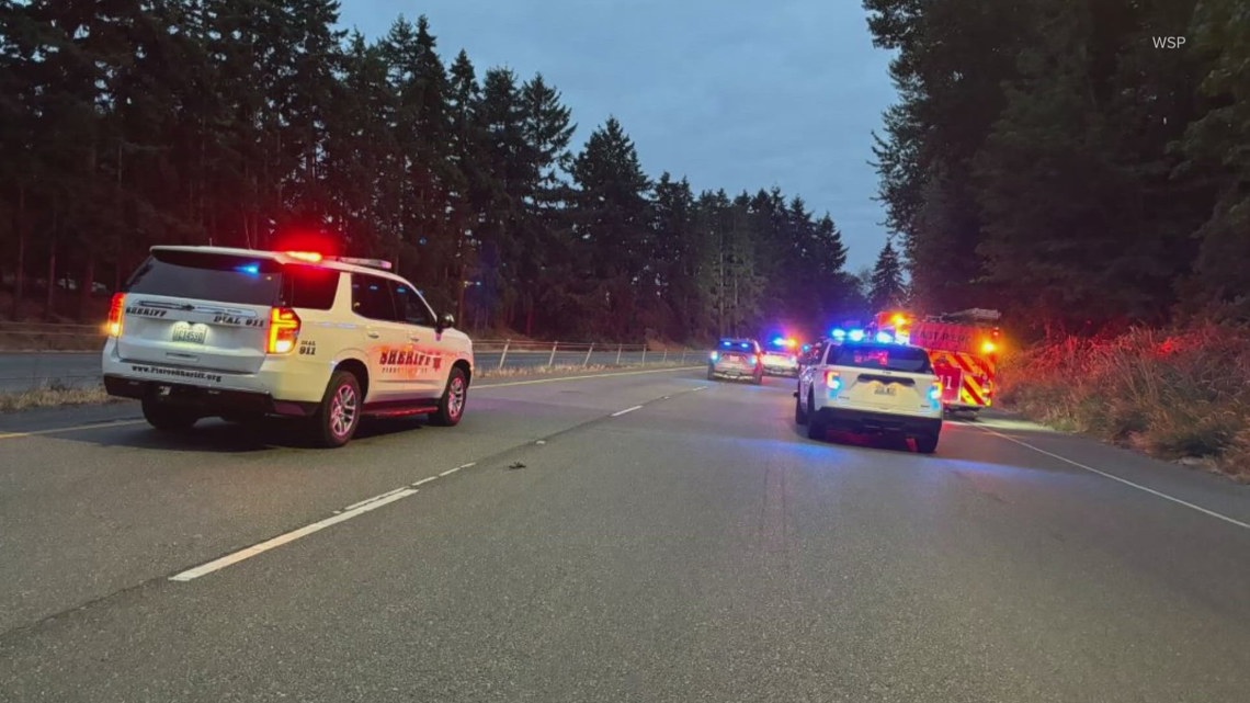 2 killed in Sumner crash; driver arrested for suspected DUI | king5.com