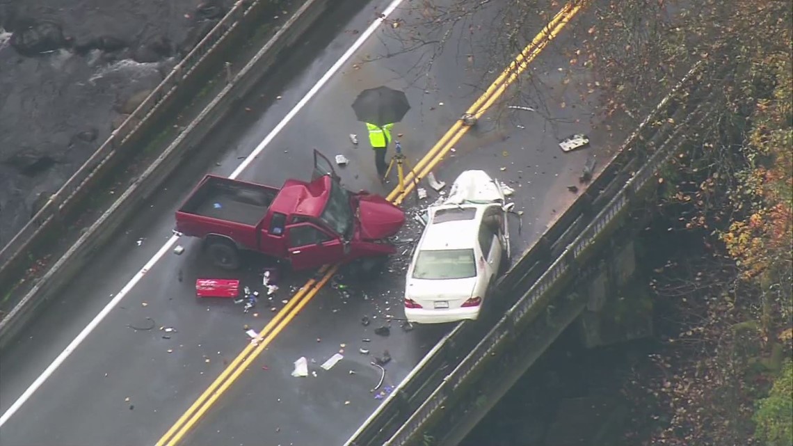 Deadly headon crash on Fall City Road in Preston