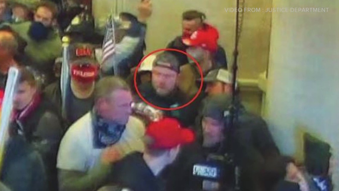 Judge orders release of Auburn Proud Boy charged in US Capitol riot - Vimarsana News