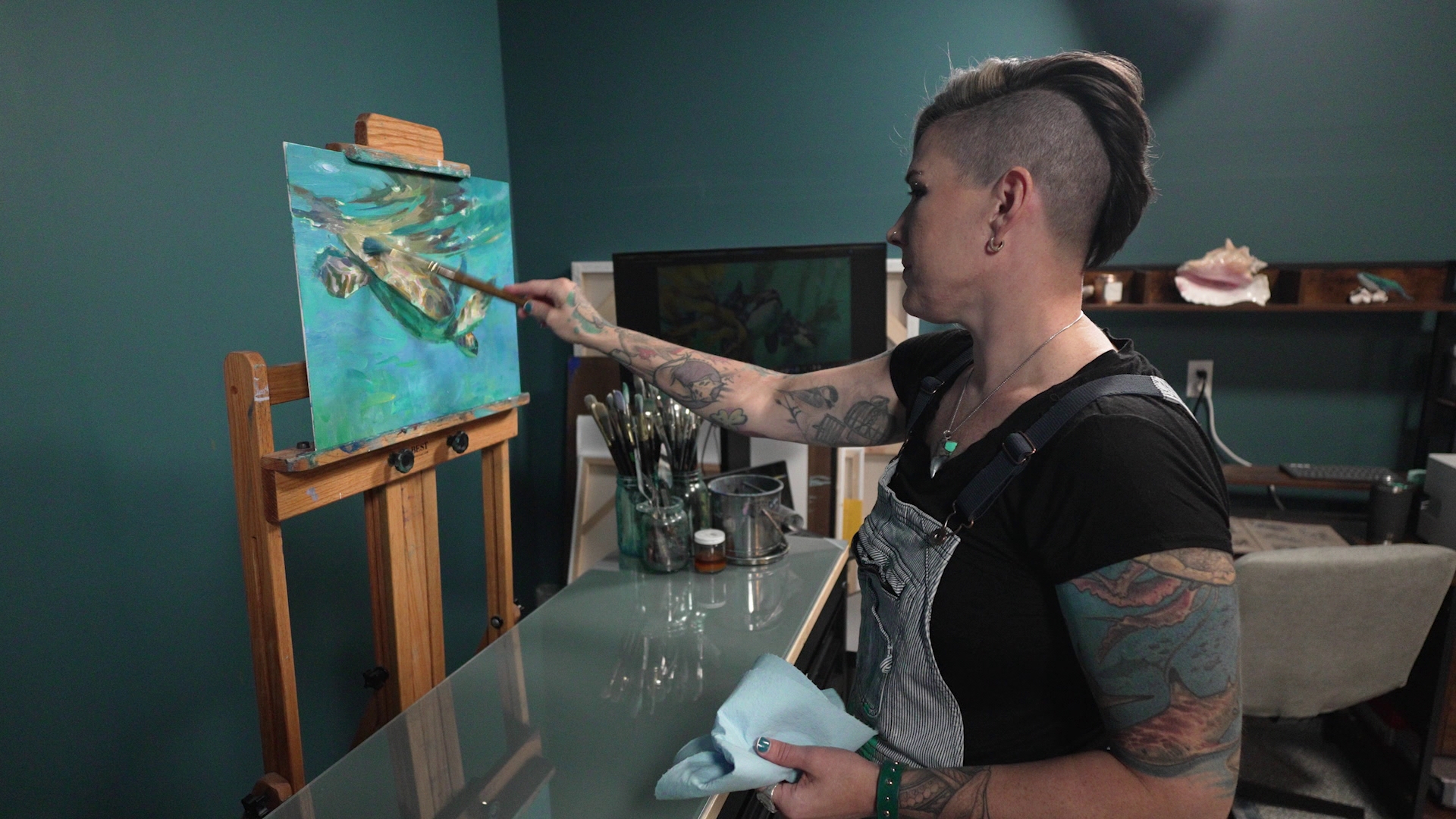 Tacoma artist brings the underwater world to life | king5.com