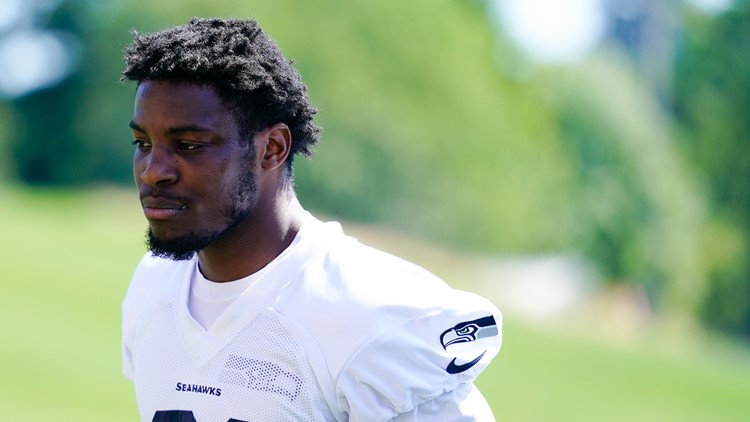 After short holdout, Seahawks ink top pick Witherspoon to deal