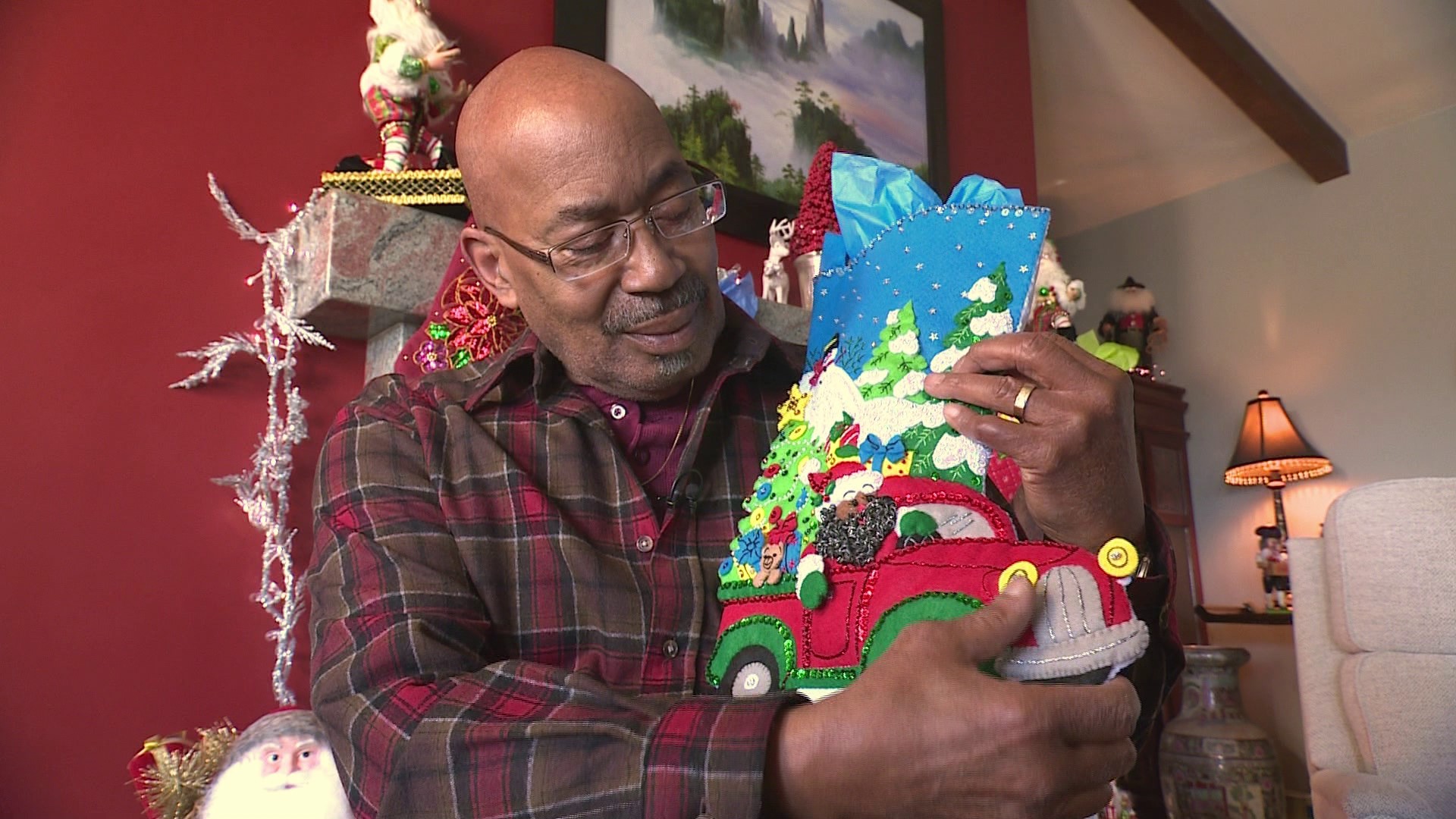 Janet Warner gives the gift of representation with her hand-made Christmas decorations. #k5evening