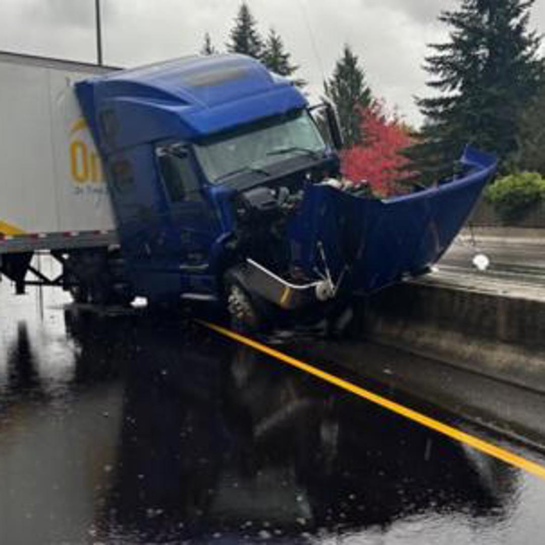 I-5 south reopens after semi-truck crash in Olympia | king5.com