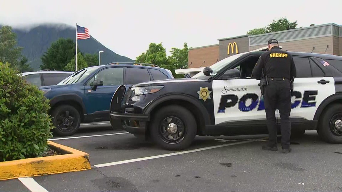 2 arrested, 2 suspects at large after carjacking in North Bend - Vimarsana News