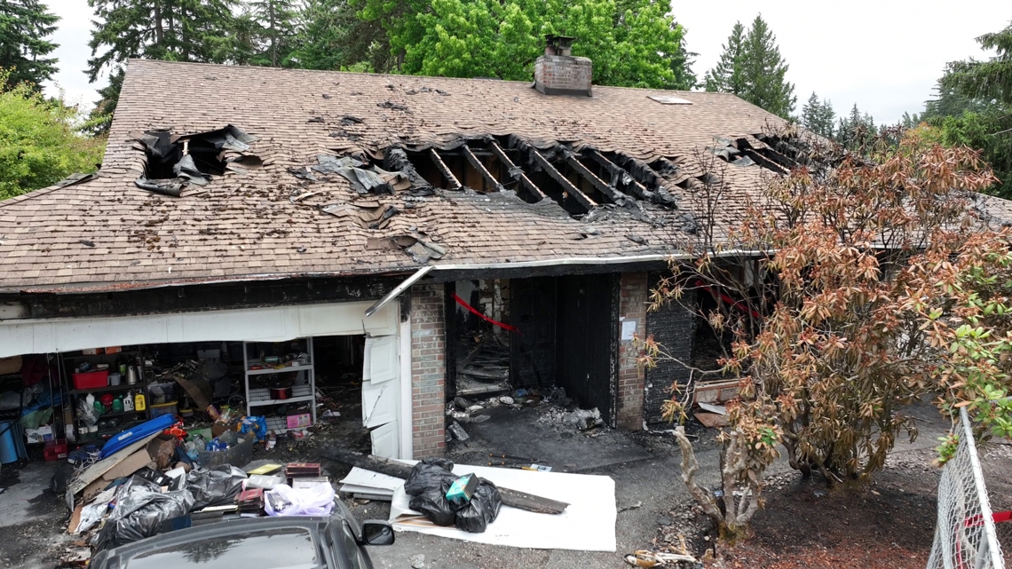 Rabbi, teen counselors escape Bellevue house fire