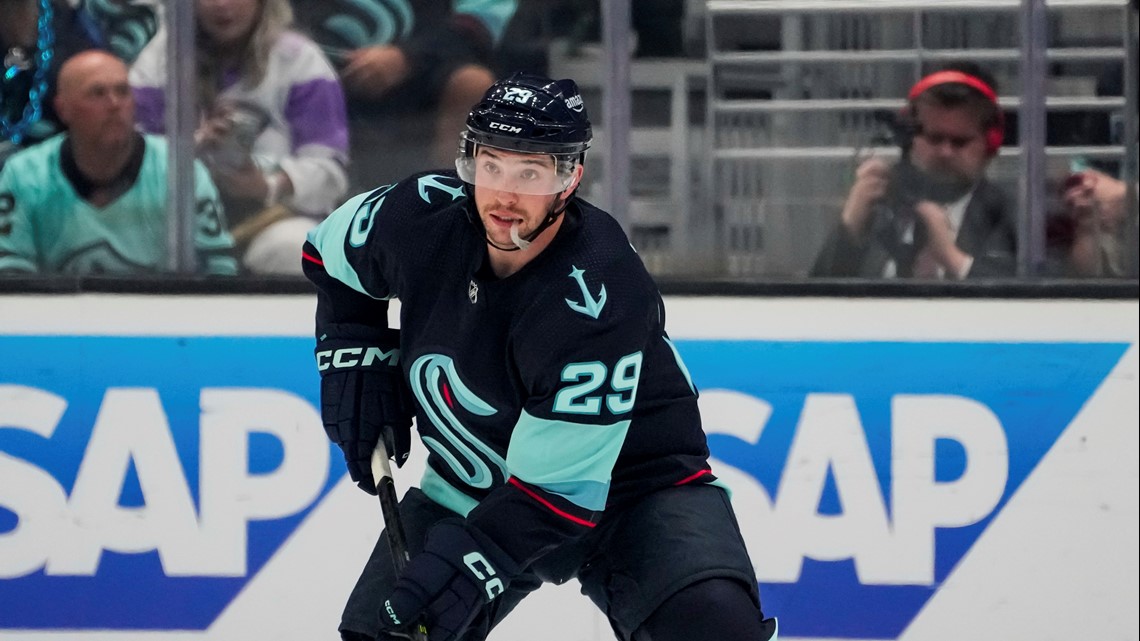 Seattle Kraken Ink Vince Dunn, Carolina Hurricanes Making Moves & are the  Boston Bruins In Trouble? 
