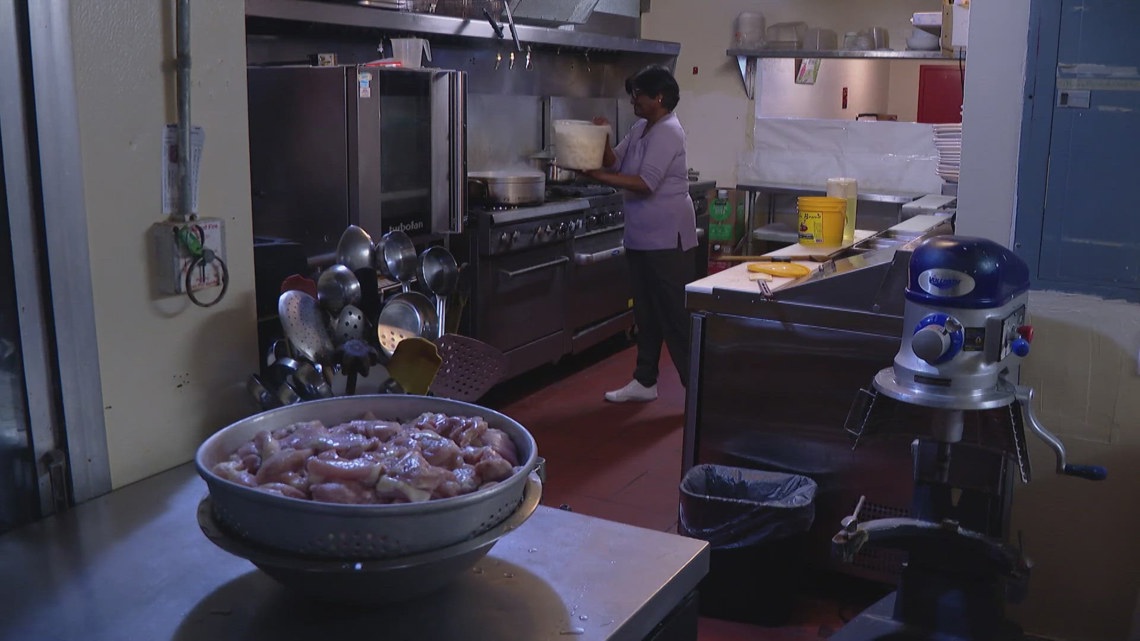 A Seattle restaurant fights to survive as rising costs squeeze industry