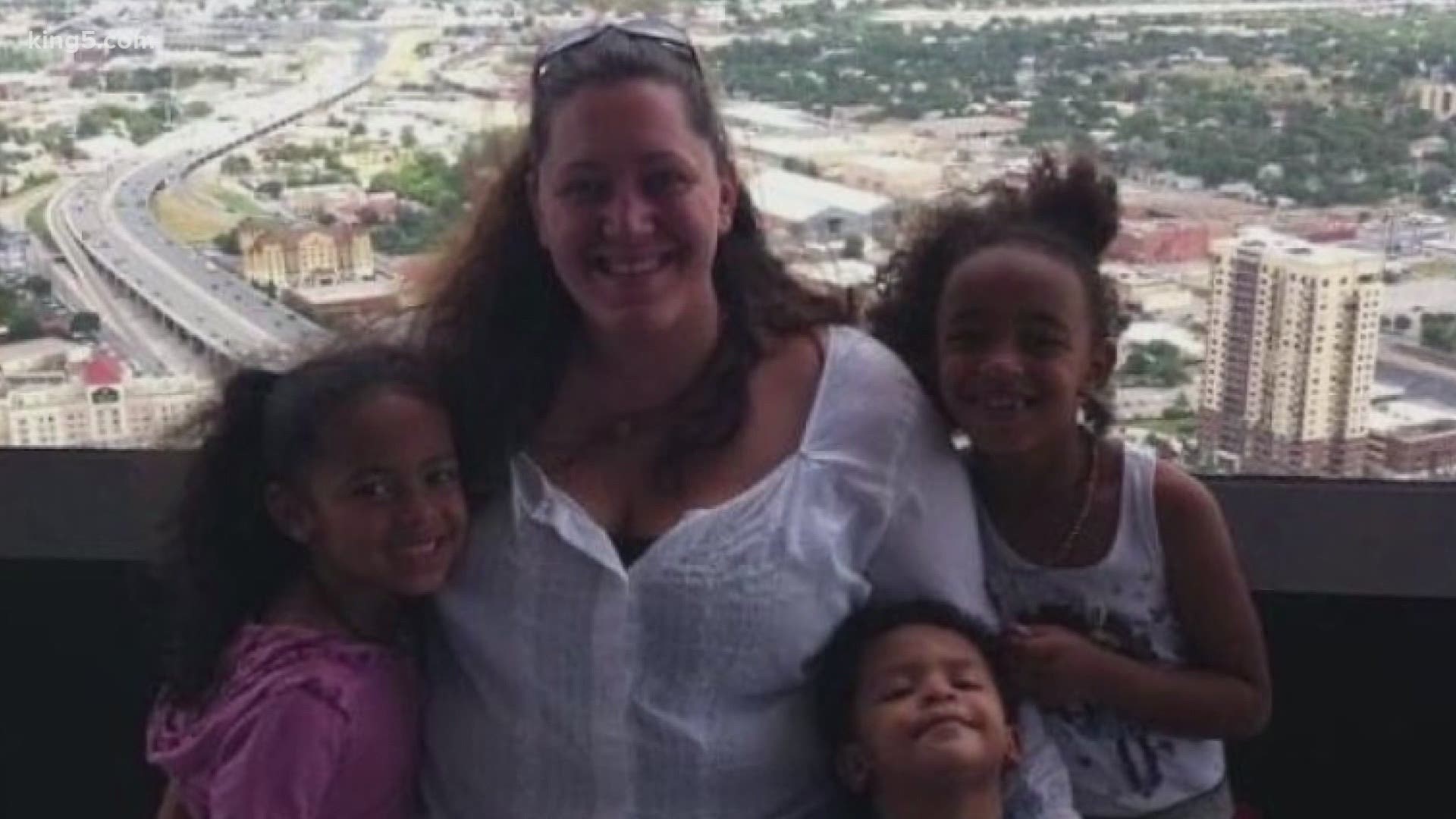 Susan and Craig Smith were killed Jan. 3, in a car crash in San Antonio, Texas. Their four kids who were also in the van survived.