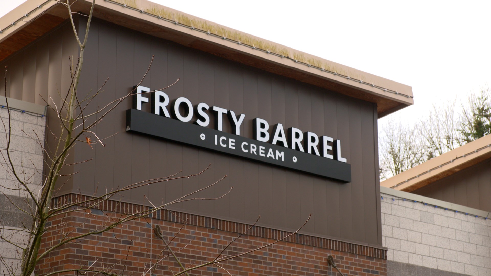 The Frosty Barrel is part wine bar, part cafe, part ice cream shop -- and 100% delicious. #k5evening