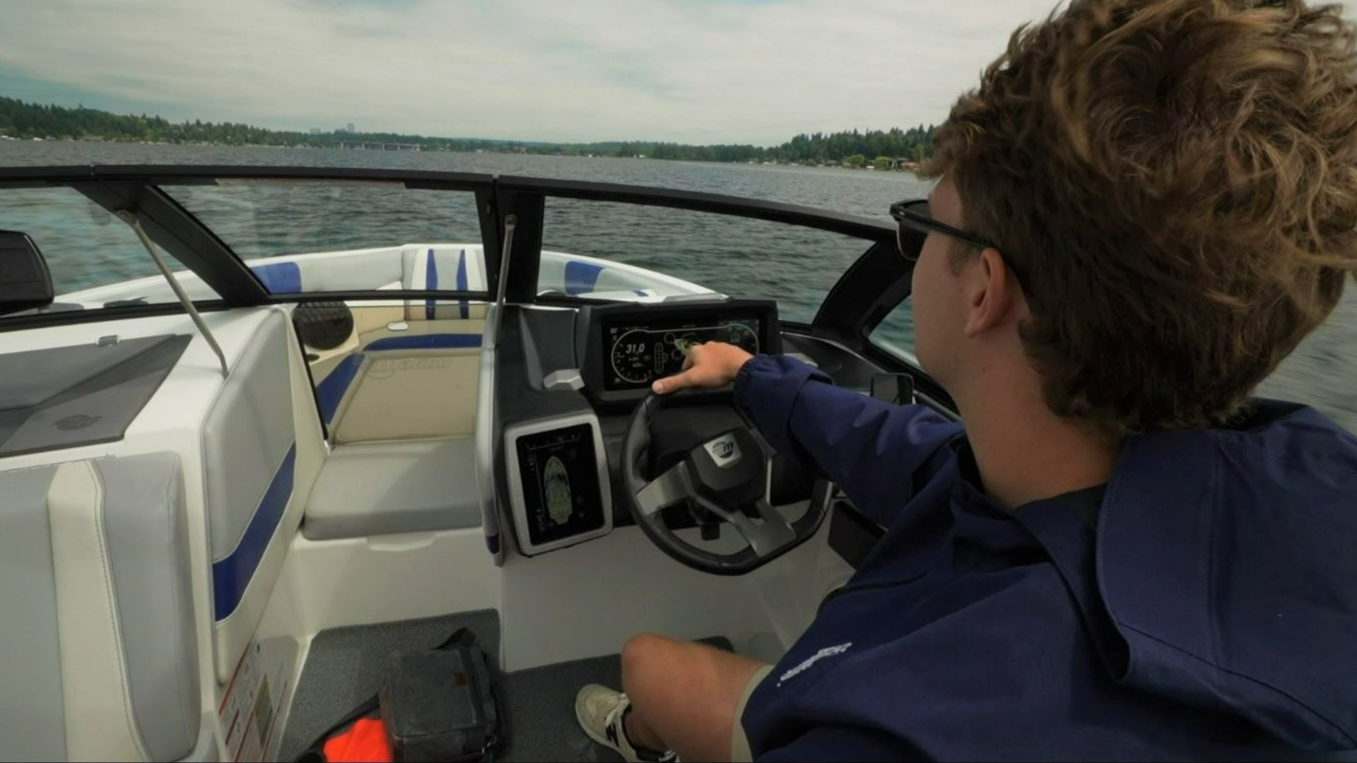 Operated by Seattle Boat Co., FunShare supplies members access to a fleet of new boats for cruising Lake Washington, Lake Union or Puget Sound.