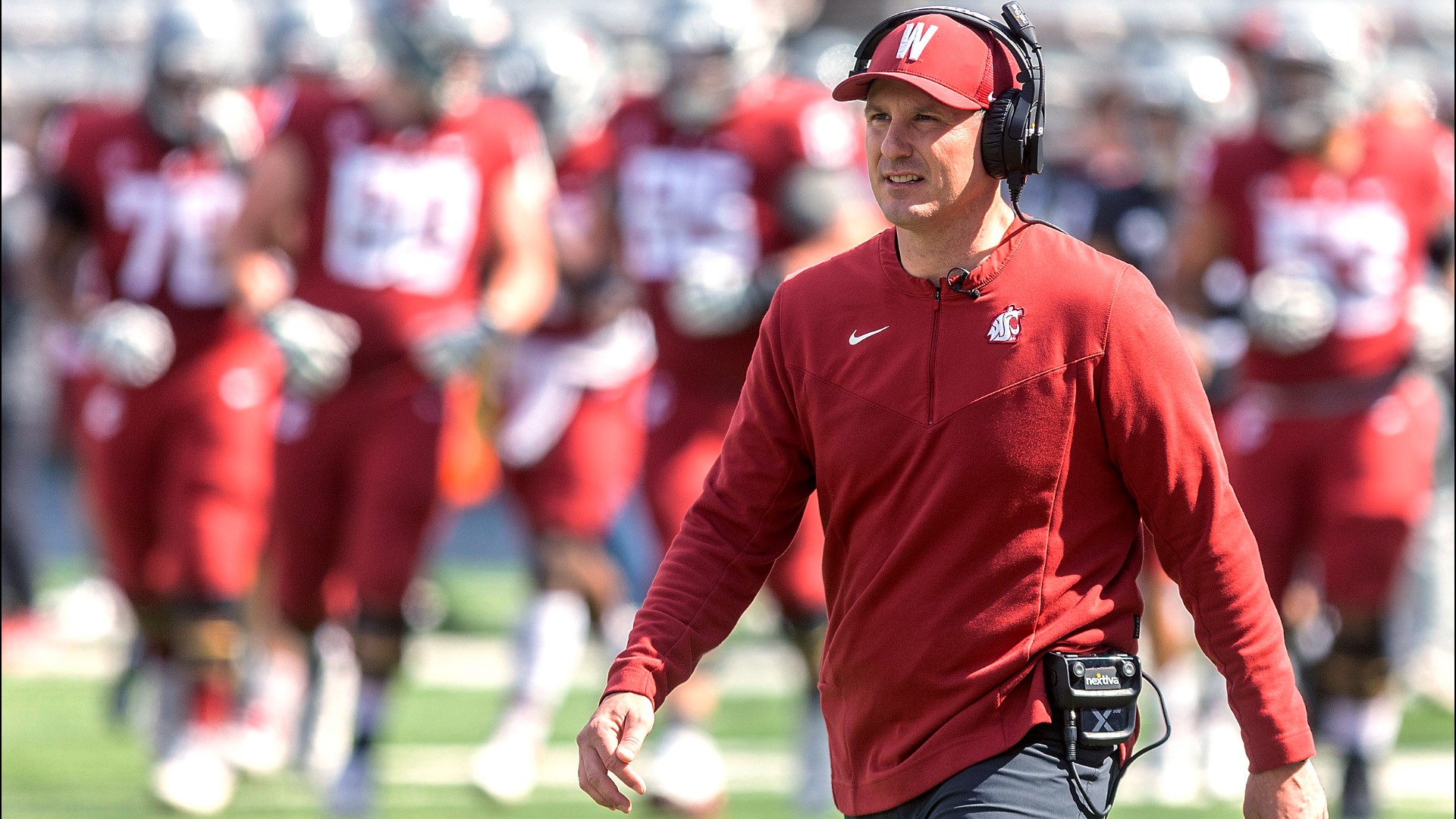 Dickert coached the Cougs to back-to-back bowl games and became the first coach in WSU history to lead the football team to bowl games in his first two seasons.