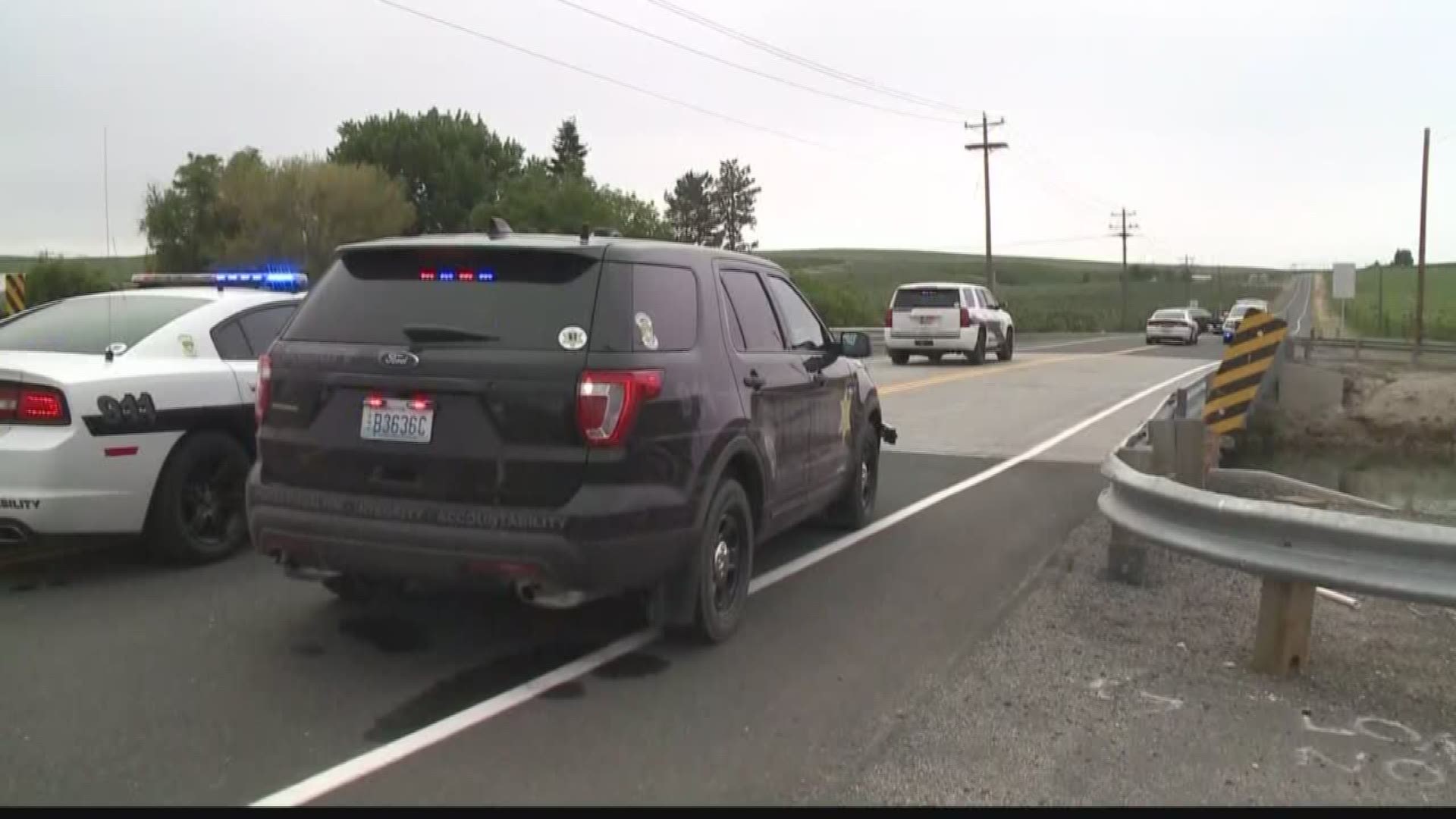 KREM 2's Rob Harris reports from Grant County after three people were killed in a wreck south of George. (5-25-17)