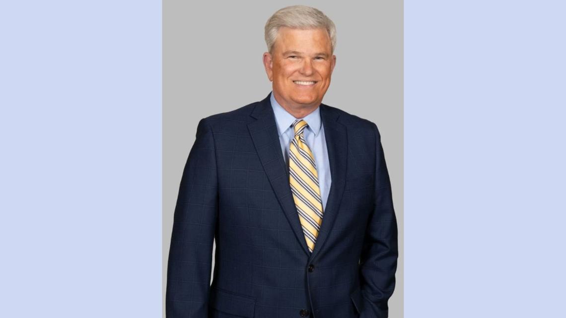 Meteorologist dies in plane crash, CBS2 confirms