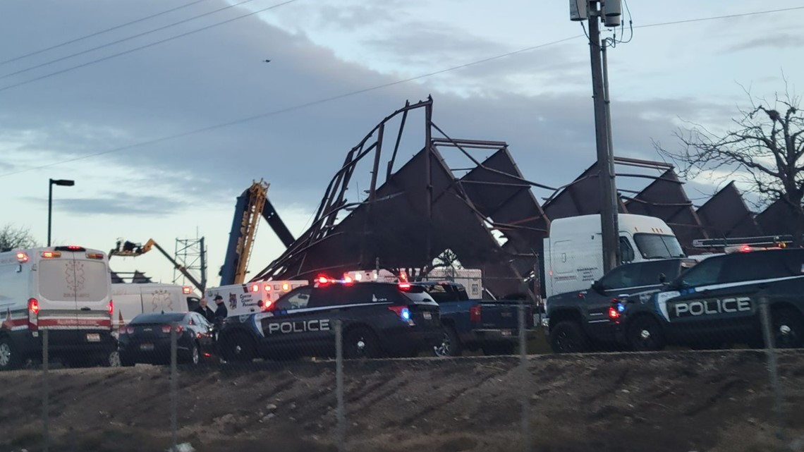 12 injured after hangar collapse near Boise Airport - Vimarsana News