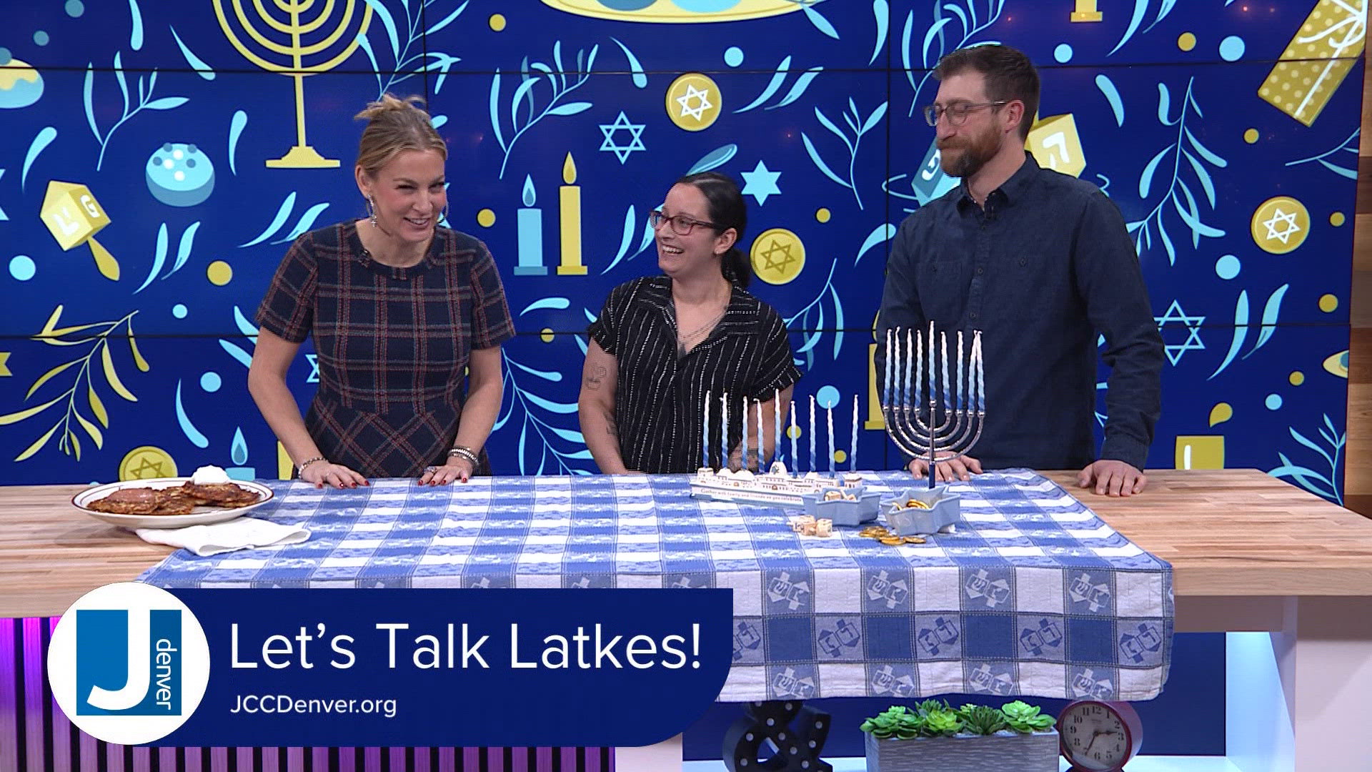 Does hanukkah ever start after christmas