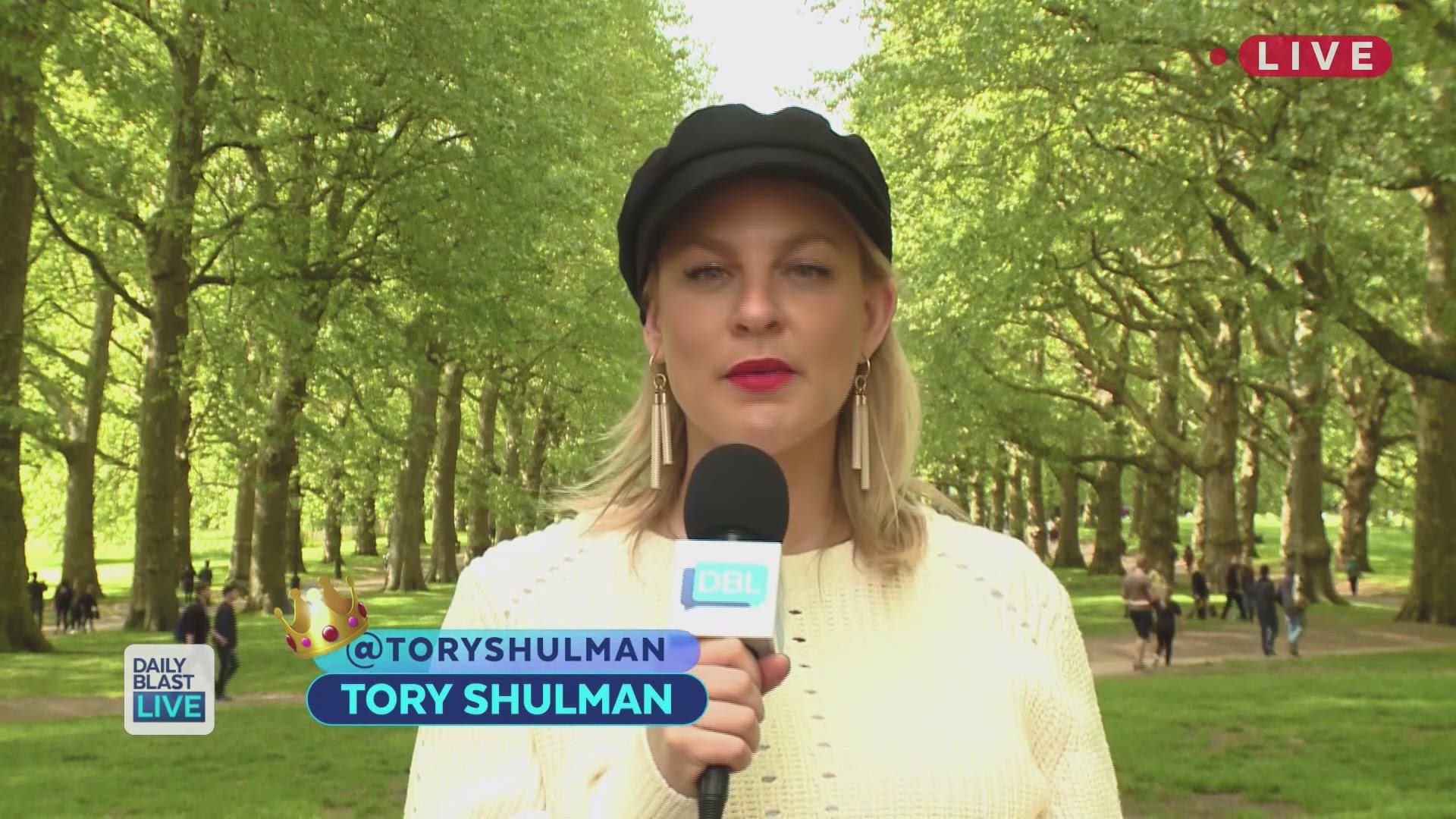 Daily Blast LIVE co-host Tory Shulman is loose in London and tracking all the royal wedding details. Today, Tory takes a double decker bus around the city learning the history of royal weddings, how the natives watch the wedding, and what the Brits really