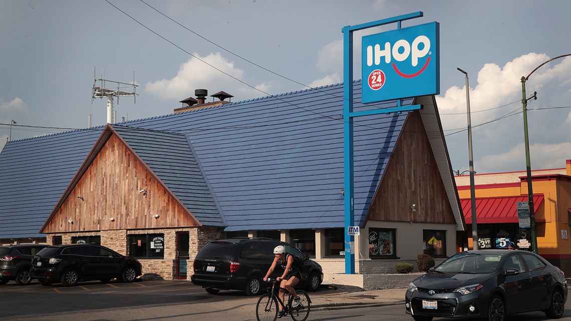 IHOP Promotes Burgers by 'Changing' Name to IHOb, Gets Reaction