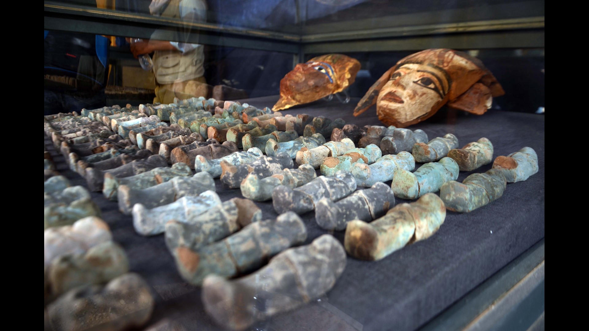 Archaeologists discover 3,500-year-old tombs in Egypt's Luxor | king5.com