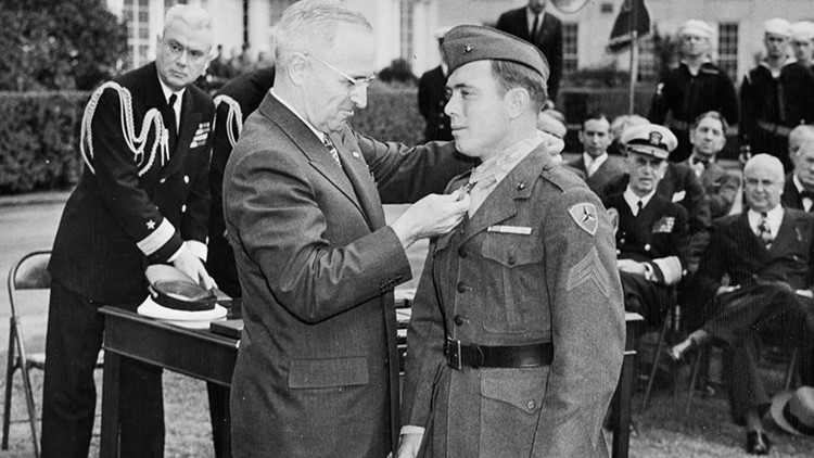 'A genuine hero': The last living WWII Medal of Honor recipient has died
