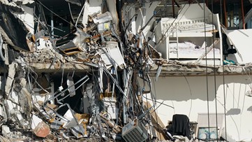 Number of missing in collapse falls; nearby tower evacuated