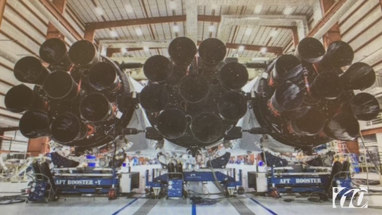 Early preview of SpaceX's Falcon Heavy launch