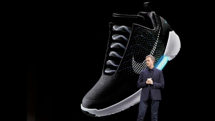靴 NIKE HYPERADAPT 1.0 27cm Nike HyperAdapt 1.0. Nike SNKRS