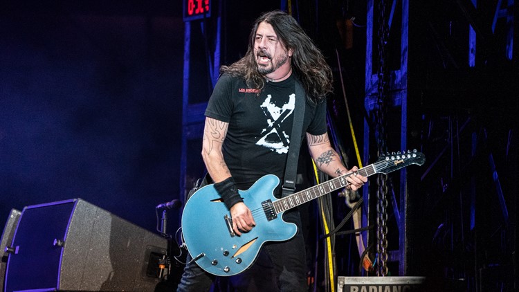 Foo Fighters plan summer album, first since drummer's death